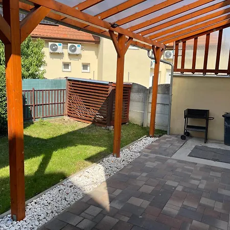 Relax Apartment Zalaegerszeg Exterior photo